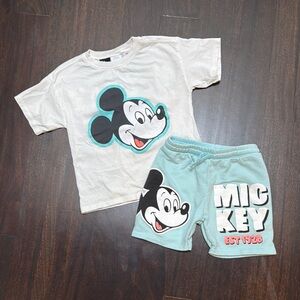 Disney Mickey Mouse T-Shirt and Shorts Set